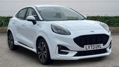 White Used 2023 Ford Puma ST-Line Hatchback | £14,551 (Good price)