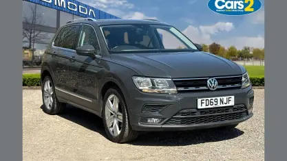 Usado VW Tiguan Match 150 CV (110 kW) 2020 Gris SUV
