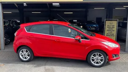 Used Ford Fiesta Zetec 82 HP (60 kW) 2016 Hatchback