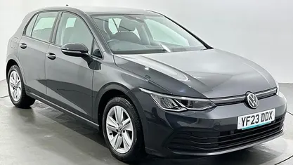 Used VW Golf VIII Life 131 HP (96 kW) 2023 Hatchback