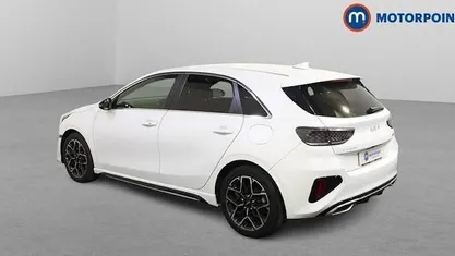Used Kia Ceed GT-Line 160 HP (117 kW) 2023 White Hatchback