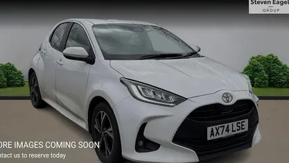 Used Toyota Yaris Hybrid Design 116 HP (85 kW) 2026 Hatchback