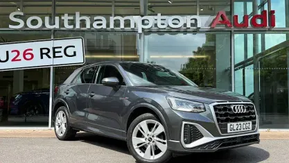 Begagnad Audi Q2 S-Line 150 HK (110 kW) 2026 SUV
