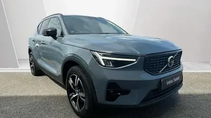 Used Volvo XC40 Plus 163 HP (119 kW) 2023 Grey SUV