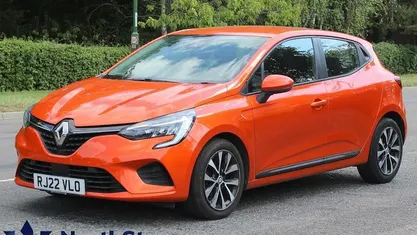 Orange Used 2022 Renault Clio V Iconic Hatchback | £9,995 (Fair price)