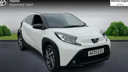Used Toyota Aygo X 72 HP (52 kW) 2025 White SUV