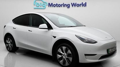Begagnad Tesla Model Y Long Range AWD 286 kW (389 HK) 2025 SUV