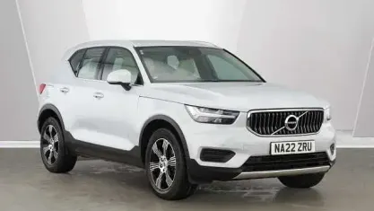 Used Volvo XC40 Inscription 163 HP (119 kW) 2021 Glacier silver SUV