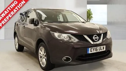 Used Nissan Qashqai N-Connecta 110 HP (80 kW) 2017 SUV