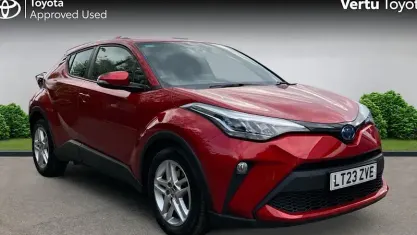 Gebraucht Toyota C-HR 122 PS (89 kW) 2023 Rot SUV
