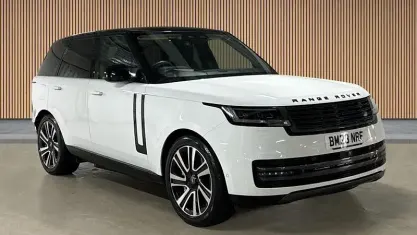 Used Land Rover Range Rover HSE 441 HP (324 kW) 2023 White SUV