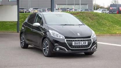 Used Peugeot 208 S 82 HP (60 kW) 2019 Hatchback