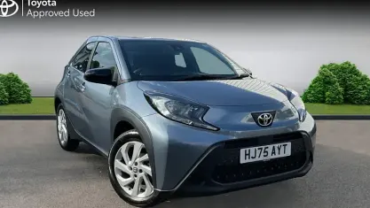 Used Toyota Aygo X PURE 72 HP (52 kW) 2025 Grey SUV