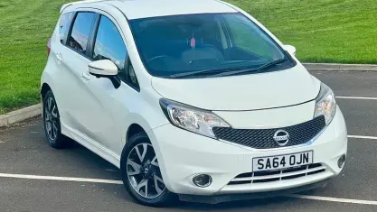 Used Nissan Note Tekna 90 HP (66 kW) 2014 White Hatchback