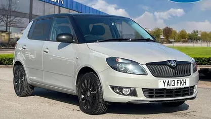 Used Skoda Fabia 69 HP (50 kW) 2013 Grey Hatchback