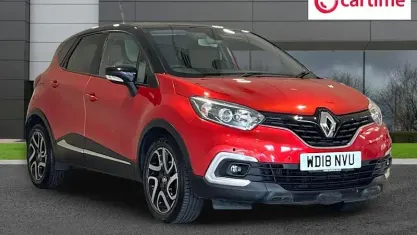 Used Renault Captur Iconic 90 HP (66 kW) 2018 Red/black SUV