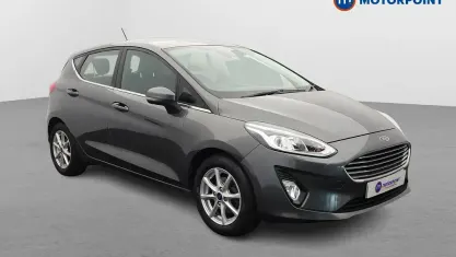 Used Ford Fiesta Zetec 86 HP (63 kW) 2018 Grey Hatchback