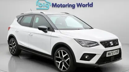 Używany Seat Arona FR Sport 110 KM (80 kW) 2021 Biały SUV