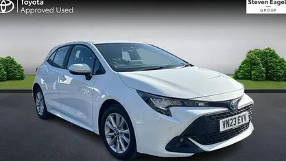 Used Toyota Corolla 140 HP (102 kW) 2026 Hatchback