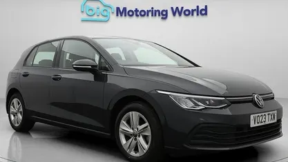 Used VW Golf VIII Life 150 HP (110 kW) 2023 Grey Hatchback