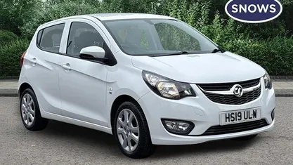 Used Vauxhall Viva 73 HP (53 kW) 2019 White Hatchback