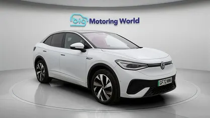 White Used 2022 VW ID.5 Pro Performance SUV | £22,200 (Fair price)