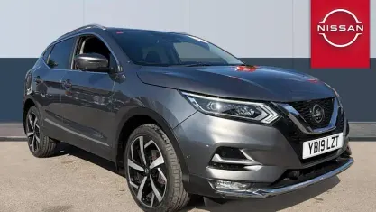 Begagnad Nissan Qashqai Tekna 140 HK (102 kW) 2019 Grå SUV