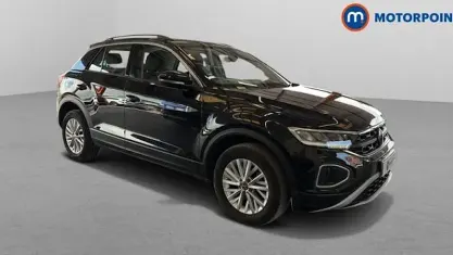 Used VW T-Roc Life 110 HP (80 kW) 2024 SUV