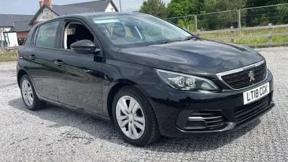 Begagnad Peugeot 308 Active 99 HK (72 kW) 2016 Halvkombi