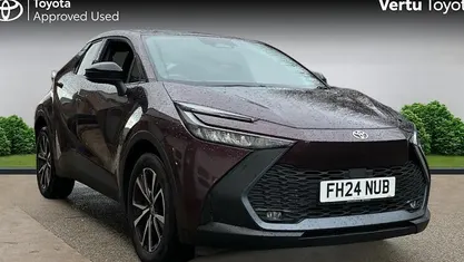 Used 2025 Toyota C-HR Design SUV | £23,337 (Super price)