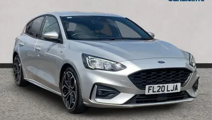 Used Ford Focus ST-Line X 125 HP (91 kW) 2020 Silver Hatchback