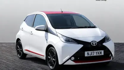 Used Toyota Aygo x-press 69 HP (50 kW) 2018 Hatchback