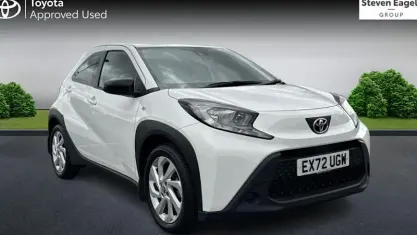 Used Toyota Aygo X PURE 72 HP (52 kW) 2025 SUV