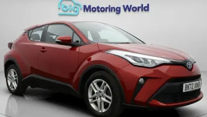 Second-hand Toyota C-HR 122 CP (89 kW) 2023 SUV