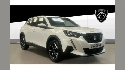 Używany Peugeot 2008 Allure 131 KM (96 kW) 2020 Biały SUV