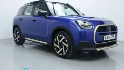 Usado Mini Countryman Exclusive 170 CV (125 kW) 2025 Azul SUV