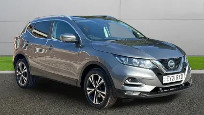 Usado Nissan Qashqai N-Connecta 158 HP (116 kW) 2021 Cinzento SUV