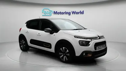 Used Citroën C3 PureTech 83 HP (61 kW) 2023 White Hatchback