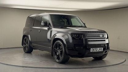 Usado Land Rover Defender HSE Dynamic 300 HP (220 kW) 2024 SUV
