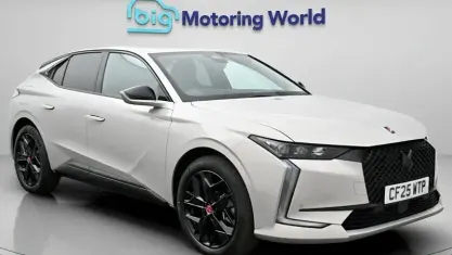 Second-hand DS Automobiles DS4 Performance 225 CP (165 kW) 2024 Gri SUV