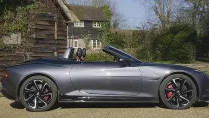 Used MG Cyberster 375 kW (510 HP) 2024 Premium  inca yellow Cabriolet