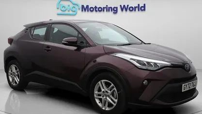 Used Toyota C-HR 122 HP (89 kW) 2022 Mauve/purple SUV