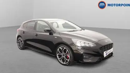 Begagnad Ford Focus ST-Line X 125 HK (91 kW) 2021 Svart Halvkombi