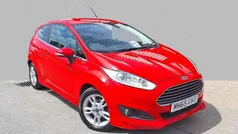 Red Used 2016 Ford Fiesta Zetec Hatchback | £6,050 (Fair price)