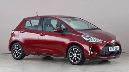 Begagnad Toyota Yaris 111 HK (81 kW) 2019 Halvkombi