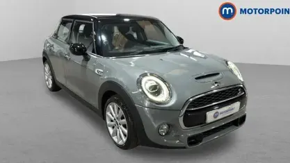 Begagnad Mini Cooper S Classic 192 HK (141 kW) 2019 Grå Halvkombi