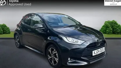 Used Toyota Yaris Design 116 HP (85 kW) 2024 Black Hatchback