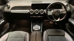 Mercedes EQB300