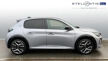 Used 2025 Peugeot e-208 GT Hatchback | £22,188 (Fair price)