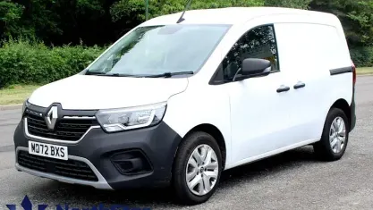 Used Renault Kangoo 95 HP (69 kW) 2023 White MPV
